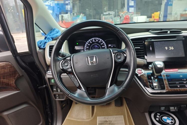 Used Honda Odyssey 2015 2.4L Smart Edition