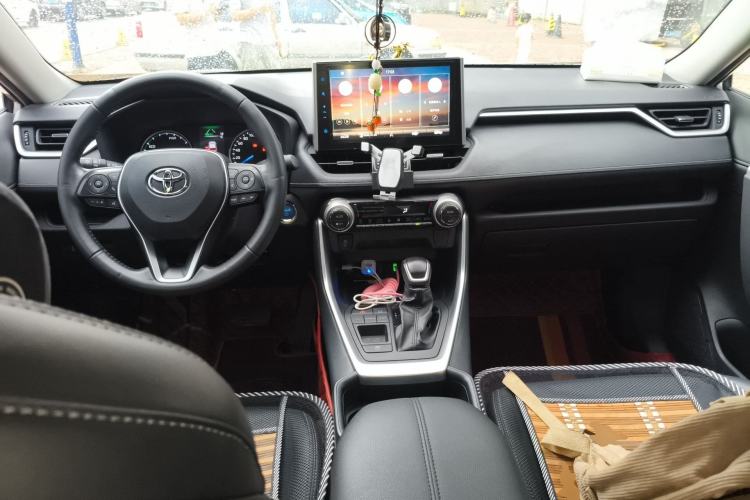 Used Toyota Wildlander 2022 Dual-Engine 2.5L E-CVT Two-Wheel Drive Luxury Edition