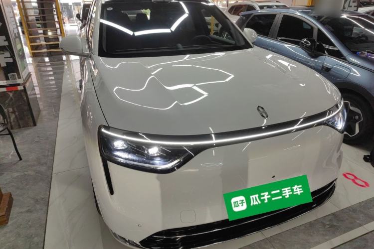 Used Hima AITO M8 2025 Extended-Range Ultra Version 53.4 kWh 6-Seater Edition Exterior 1