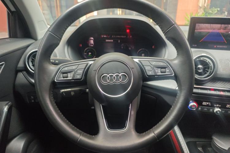 Used Audi Q2L e-tron 2019 Q2L e-tron Pure Electric Smart Enjoyment Model Steering Wheel