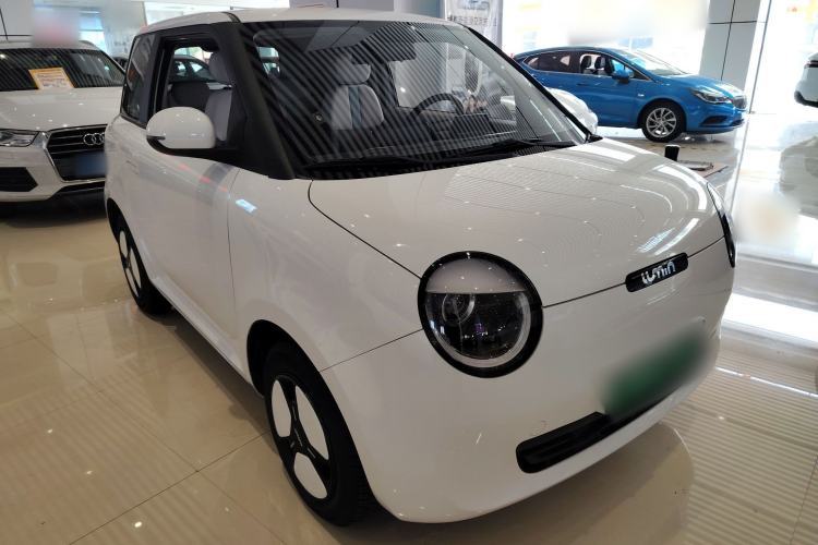 Used CHANGAN NEVO Lumin 2022 210km Sweet Edition Front Right 45 Deg