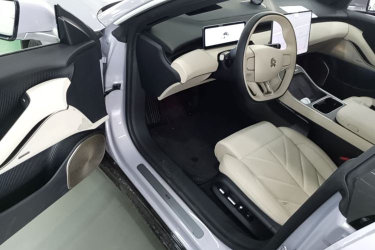 Used Nio ET5 2025 75 kWh