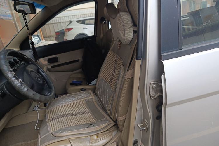 Used Wuling Hongguang 2010 1.4L Luxury Model Left Front Seat