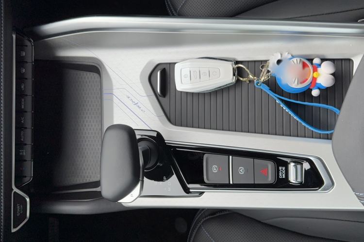 Used Geely Auto Preface 2025 Dongfang Yao 1.5TD Kunlun Edition
