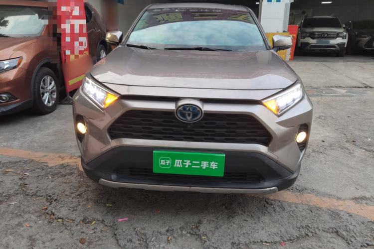 Used Toyota RAV4 2020 Dual-Engine 2.5L E-CVT 4x4 Elite PLUS Edition
