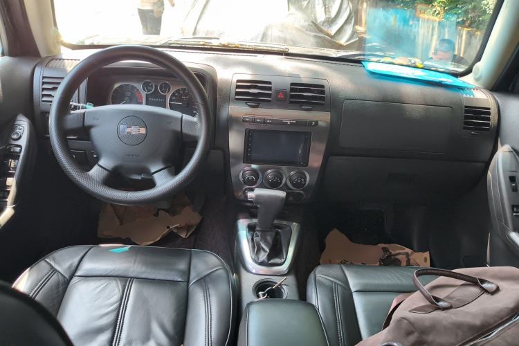 Used Hummer H3 2008 H3x 3.7 Center Console
