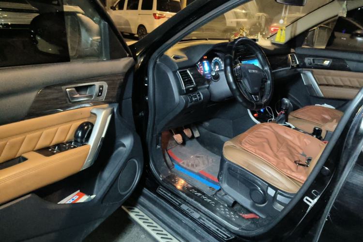 Used Haval H2 2016 Red-Label 1.5T Manual Two-Wheel Drive Luxury Model