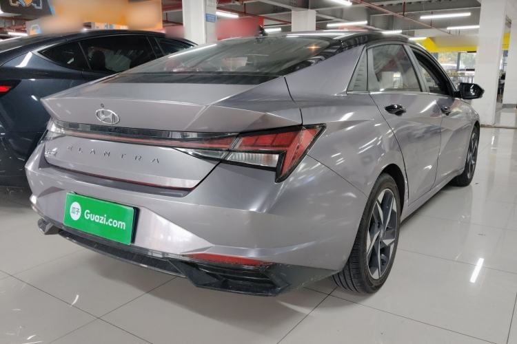 Used Hyundai Elantra 2021 1.5L CVT TOP Flagship Edition Rear Right 45 Deg