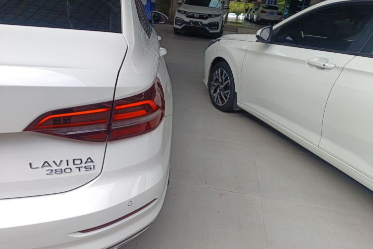 Used Volkswagen Lavida 2022 280TSI DSG Comfort Edition
