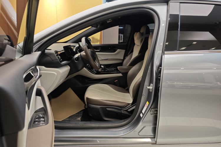 Used BYD Qin PLUS 2023 Champion Edition DM-i 55KM Leading Model