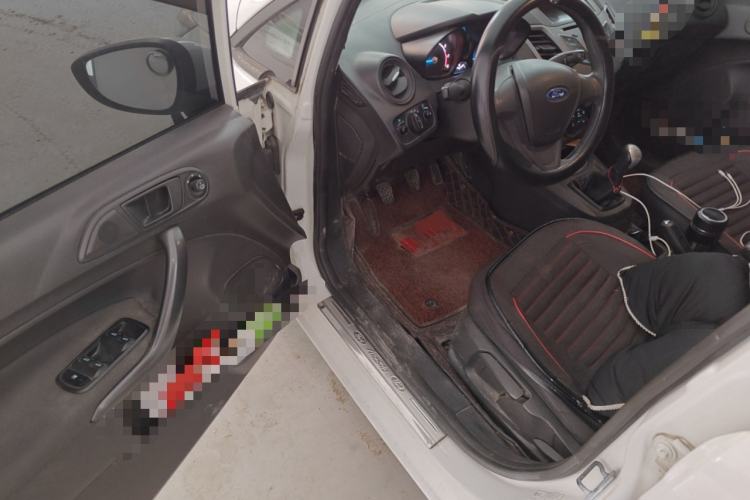 Used Ford Fiesta 2013 Sedan 1.5L Manual Fashion Edition
