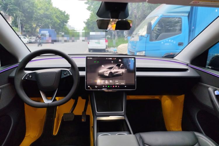 Used Tesla Model Y 2025 Rear-Wheel Drive First Edition
