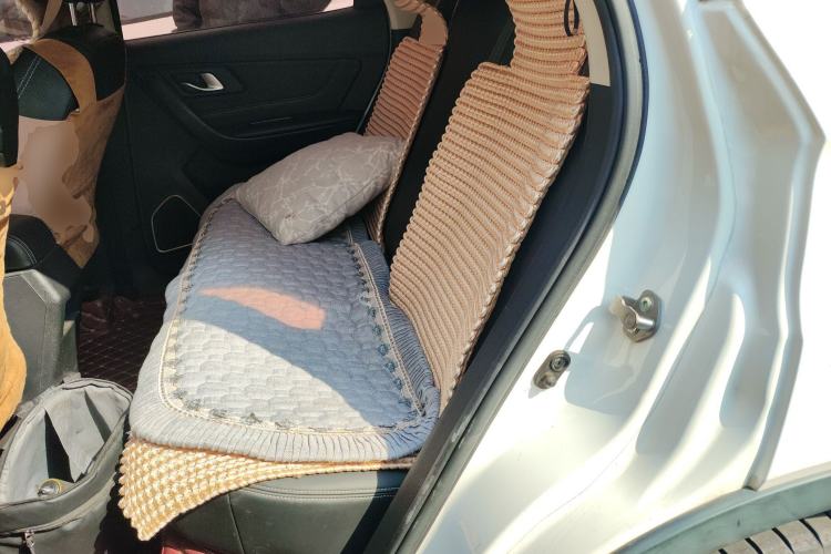 Used Bestune X40 2018 Internet Celebrity Edition 1.6L Automatic Luxury Version
