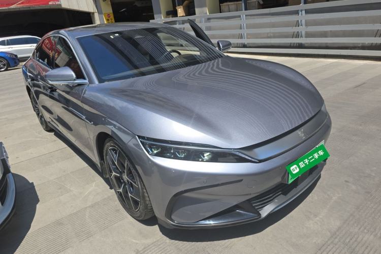 Used BYD Han 2023 EV Champion Edition 715KM Front-Drive Prestige Model Front Right 45 Deg