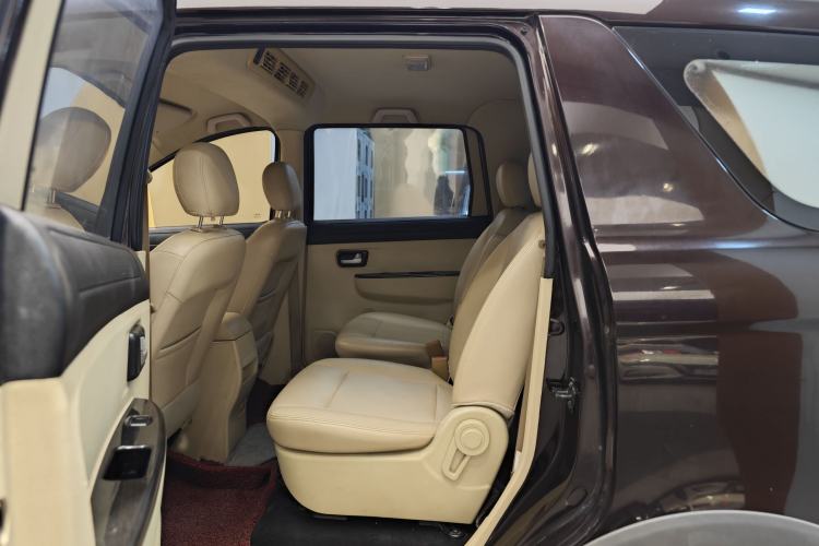 Used Dongfeng Fengon 370 2016 1.5L Manual Standard Edition SFG15-02 7 Seats Exterior 8