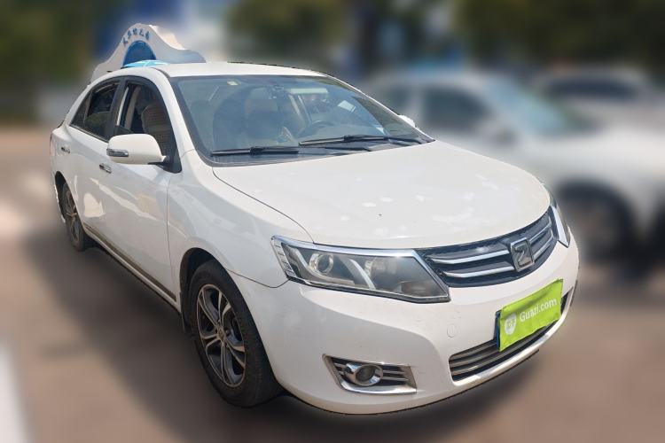 Used Zotye Z300 2014 1.5L Urban Edition Manual Luxury Model Front Right 45 Deg