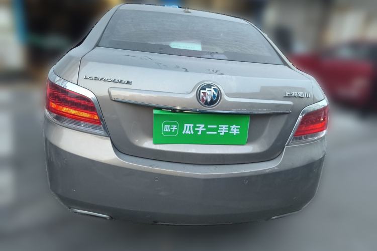 Used Buick LaCrosse 2011 2.4L SIDI Elegant Edition Rear