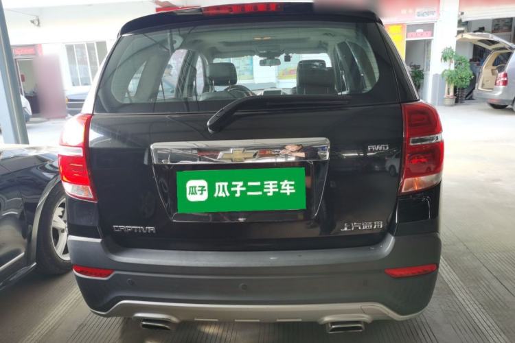 Used Chevrolet Captiva 2017 2.4L 4x4 Flagship Edition 7-Seater