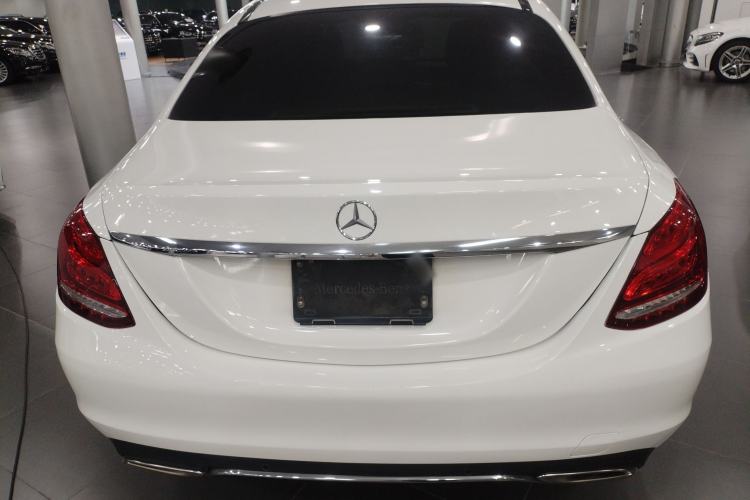 Used Mercedes-Benz C-Class 2015 Facelift C 180 L