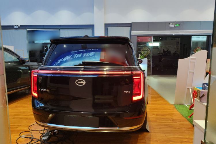 Used GAC Trumpchi S9 2025 Model Qiankun Max 6-Seater Exterior 5