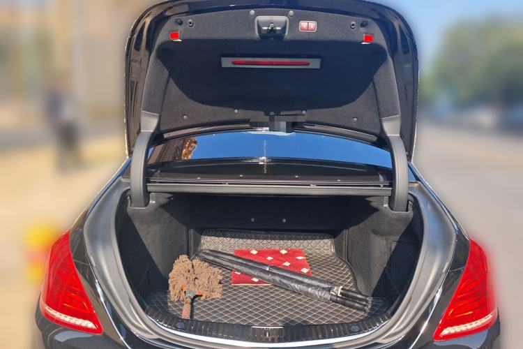 Used Mercedes-Benz Maybach S-Class 2015 S 500 4MATIC Trunk