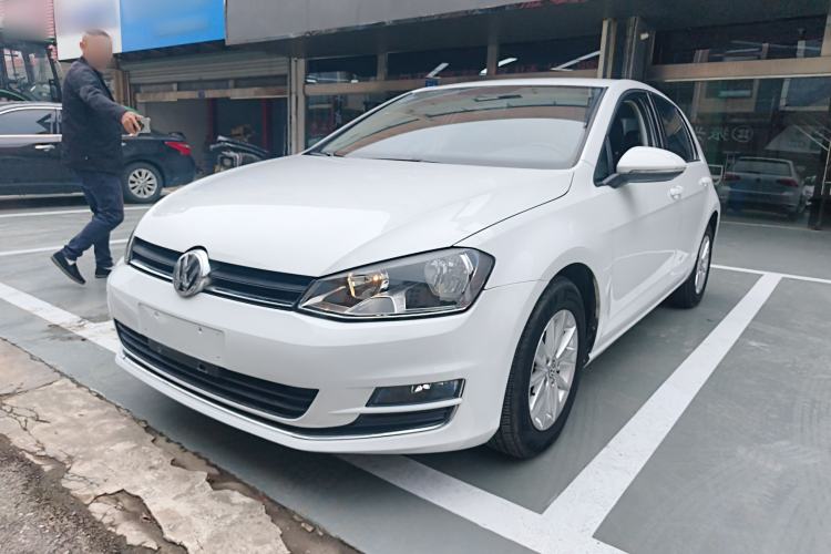 Used Volkswagen Golf 2016 1.6L Automatic Fashion Model
