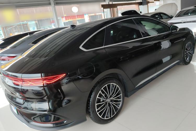 Used BYD Han 2025 DM-i Intelligent Driving Edition 125KM LiDAR Flagship Model