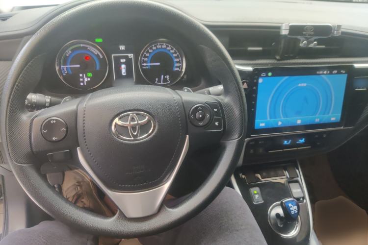 Used Toyota Levin 2017 Revised Dual-Engine 1.8H GS E-CVT Elite Sunroof Version China V Standard