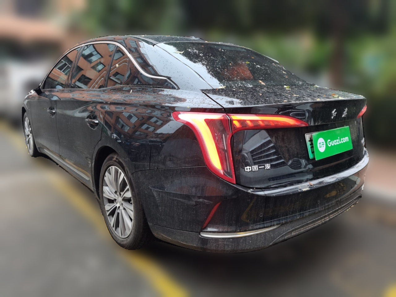 Hongqi E-QM5 2024 610 km PLUS — снимка 4