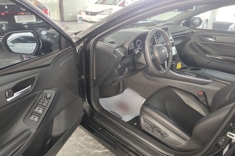 Used Toyota Avalon 2019 2.0L Luxury Edition China VI Standard
