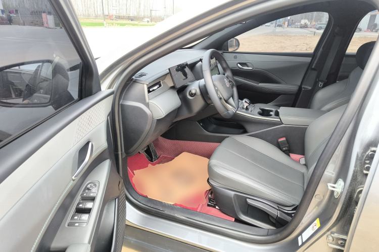 Used BYD Qin PLUS 2025 DM-i Smart Drive 55KM Leading Model
