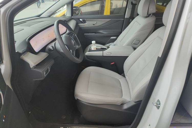 Used Buick GL8 2025 Lu Zun Deluxe Edition