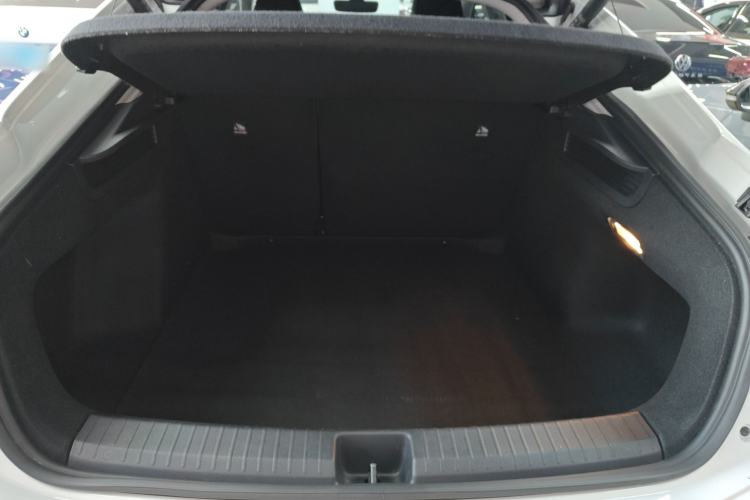 Used Volkswagen Lamando 2024 Lavida L 280TSI DSG Cool & Spicy Edition
