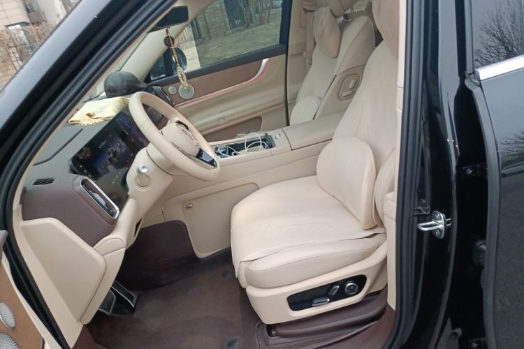 Used Hima AITO M9 2024 Range-Extended Ultra Version 42 kWh 6-Seater Model Left Front Seat