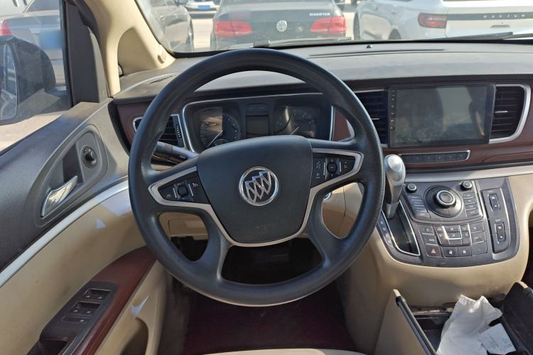 Used Buick GL8 2014 2.4L CT Luxury Business Comfort Edition