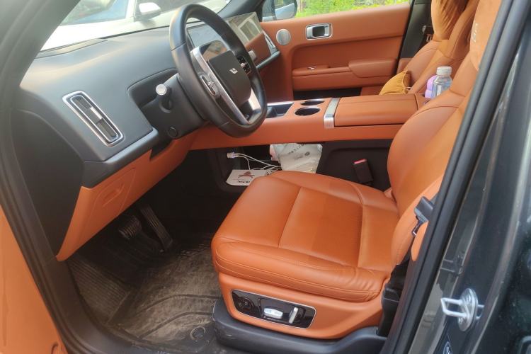 Used Li Auto L9 2022 Max model
