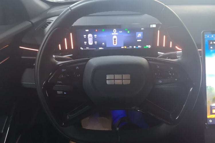 Used Geely Galaxy L6 2024 125km Creative Edition
