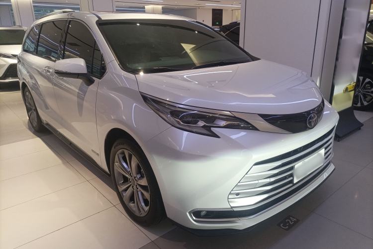 Used Toyota SIENNA 2021 2.5L Hybrid Premium Edition