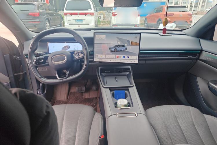 Used Lynk & Co 07 2024 EM-P 126 Long-Range Ultra
