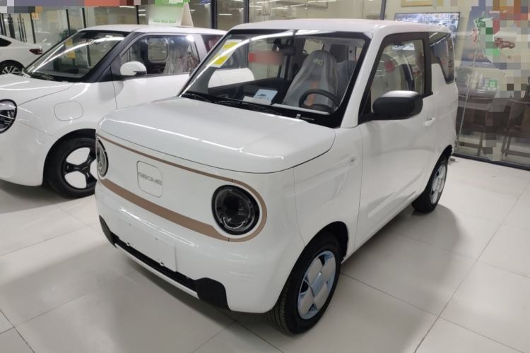Used Geely Galaxy Panda 2024 Panda Mini 200km Dragon Edition
