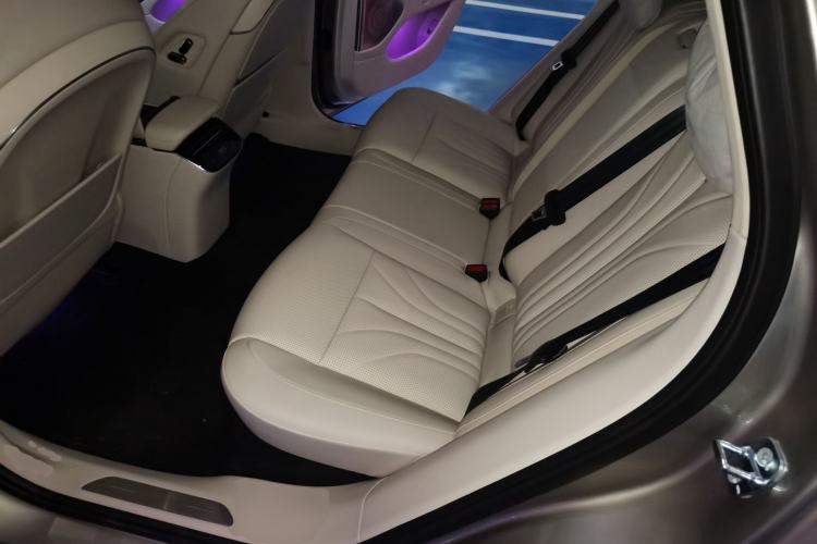 Used VOYAH Lantu Chiguang L 2026 Four-Wheel-Drive Ultra
