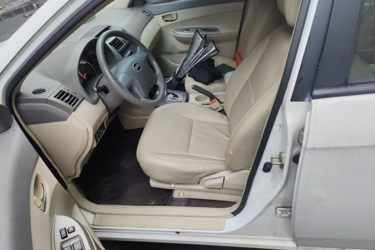 Used BYD L3 2013 1.5L Automatic Comfort Edition Left Front Seat