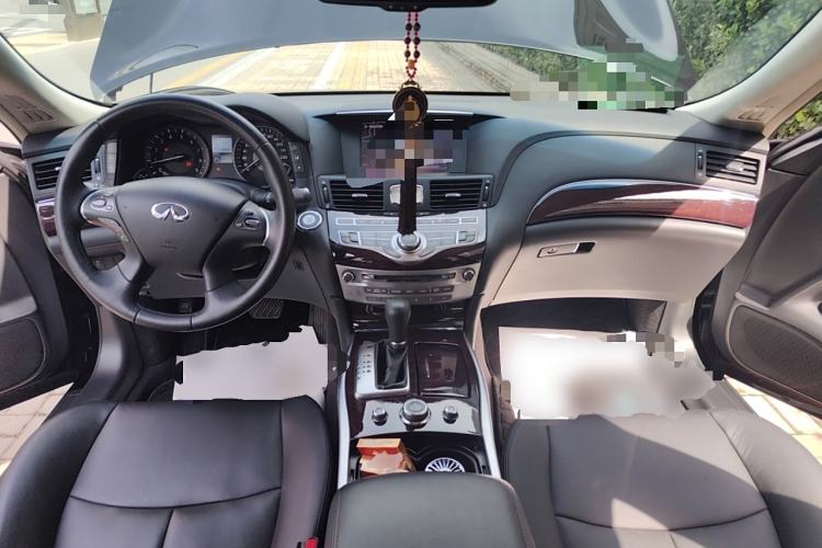 Used Infiniti Q70 2019 Q70L 2.0T Elite Plus Version
