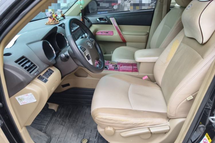 Used Toyota Highlander 2013 2.7L Two-Wheel Drive 5-Seater Purple Gold Edition