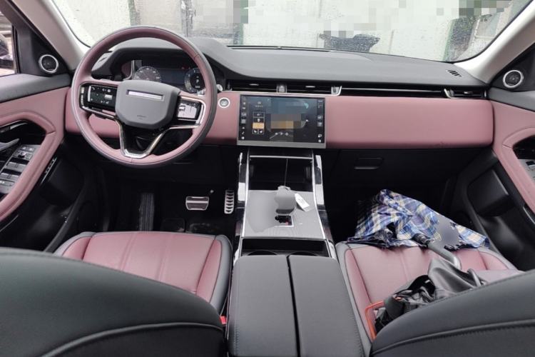 Used Land Rover Range Evoque 2024 Aurora L 249 PS Prestige Light-Chasing Edition
