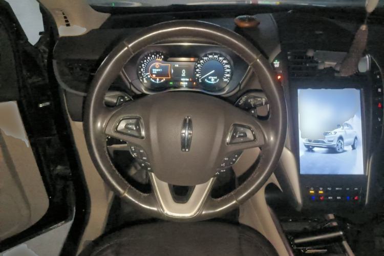 Used Lincoln MKC 2017 2.0T Two-Wheel-Drive Luxury Edition