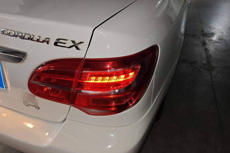 Used Toyota Corolla EX 2013 1.6L Automatic Excellence Edition Right Rear Taillight