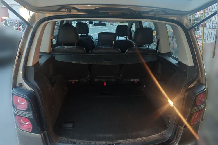 Used Volkswagen Touran 2015 1.4T Manual Comfort Edition 5-Seater
