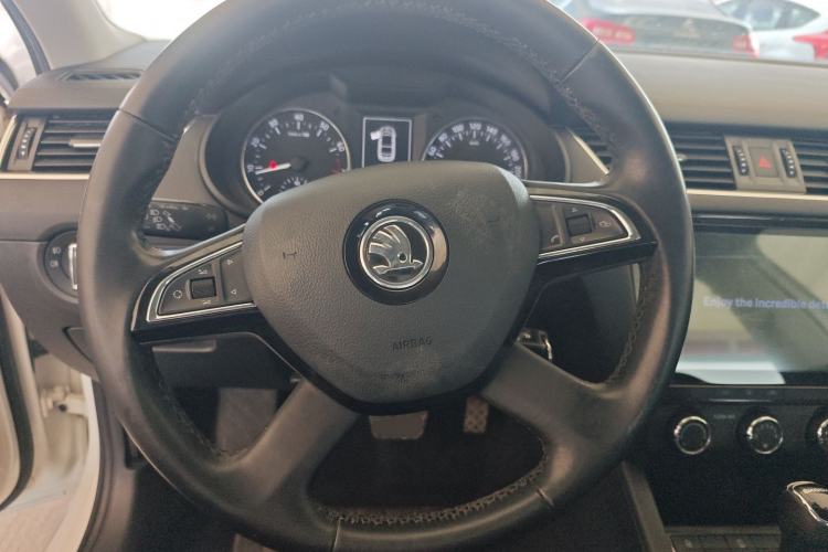 Used Skoda Octavia 2016 1.6L Automatic Smart Drive Edition