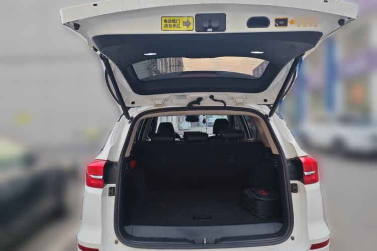 Used BYD Song New Energy 2019 Song DM 1.5TID Smart Connect Premium Model Trunk